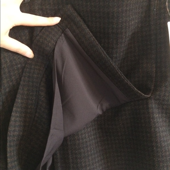 (NWT) Uniqlo | Wool Blend Wrap Mini Skirt - Picture 4 of 8